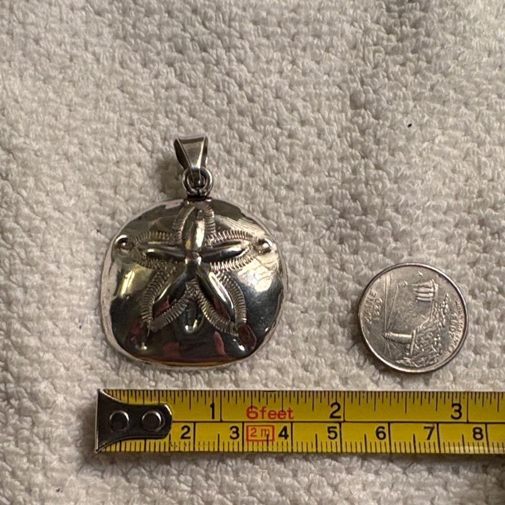 Vintage Taxco (T11-49) Solid Silver Sand Dollar Pendant